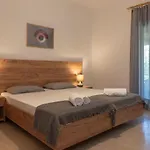 Дом отдыха Tony's Garden House Лефкими