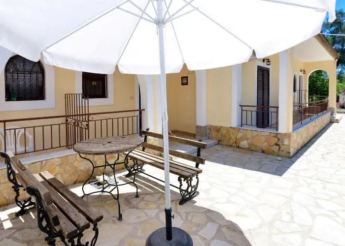 Tony's Garden House * ليفكيمي